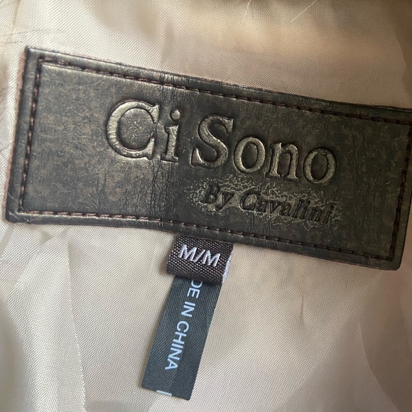 Beautiful Faux Fur Vest (Ci Sono by Cavalini) - Picture 13 of 15